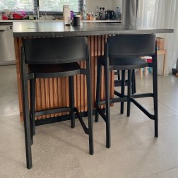Стул пластиковый барный Gaber Abuela Stool 77 черный
