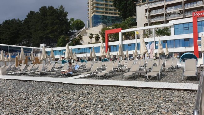 Пляж отеля Pullman Sochi Centre, г. Сочи
