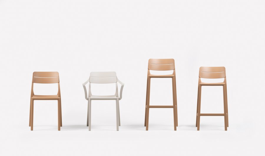 Стул пластиковый полубарный Cassia Stool Mini капучино