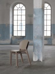 Стул пластиковый Scab Design Hug Go Green карамельный