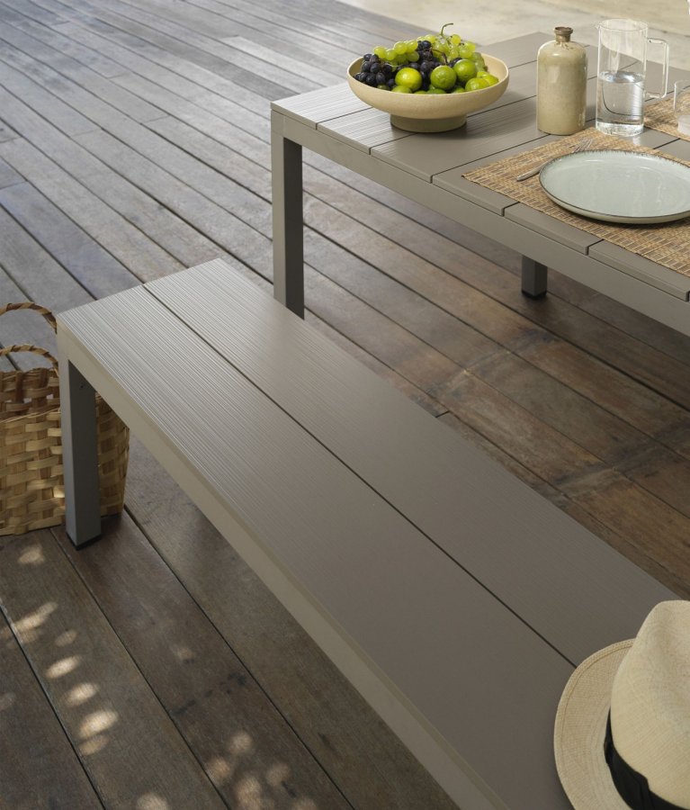 Скамейка металлическая Rio Bench