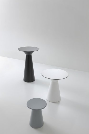 Столик ламинированный кофейный Roller Table