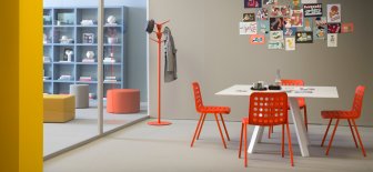 Стул пластиковый PEDRALI Koi-Booki красный
