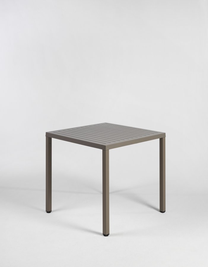 Стол пластиковый обеденный Cube 80