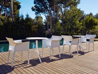 Кресло пластиковое Vondom Hidra Basic белый