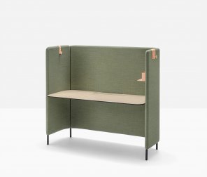 Стол с перегородкой Buddy Hub Desk CCO