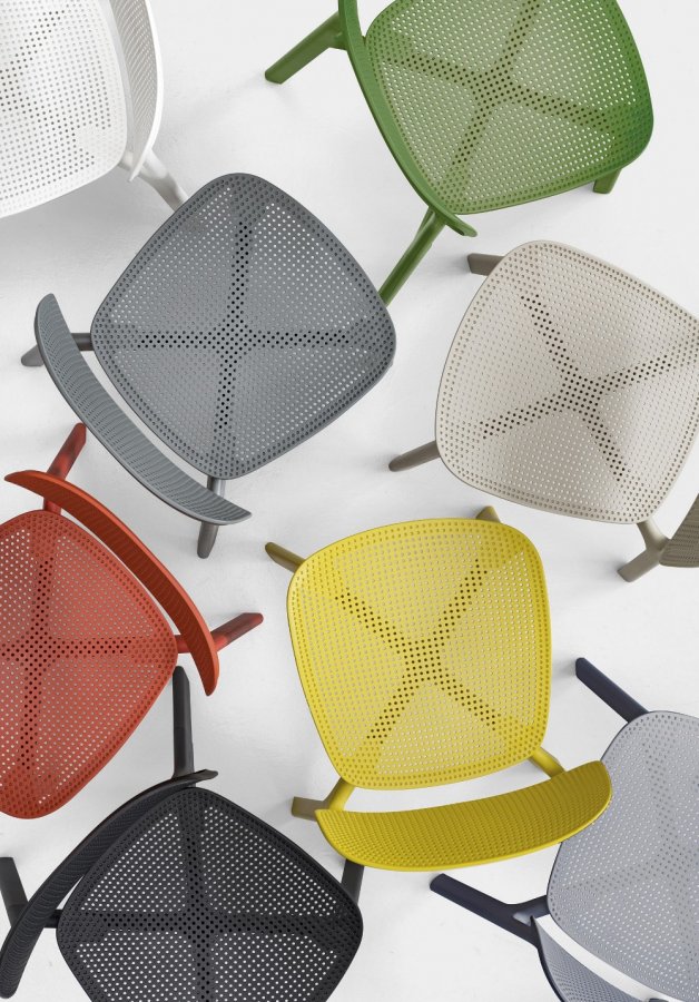 Стул пластиковый Kristalia Colander