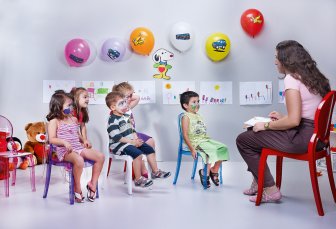 Стул пластиковый Siesta Contract Elizabeth красный