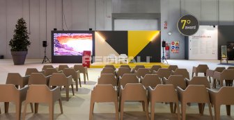 Кресло пластиковое PEDRALI Plus песочный