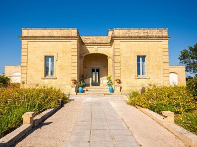 Relais Masseria Le Cesine, Италия