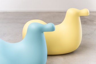 Птица-качалка пластиковая Dodo