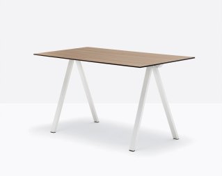 Стол ламинированный Arki-Desk Compact
