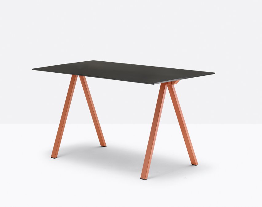 Стол ламинированный Arki-Desk Compact