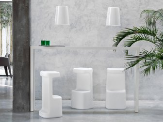 Табурет пластиковый барный PEDRALI Serif белый