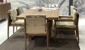 Стол обеденный деревянный Vulcano