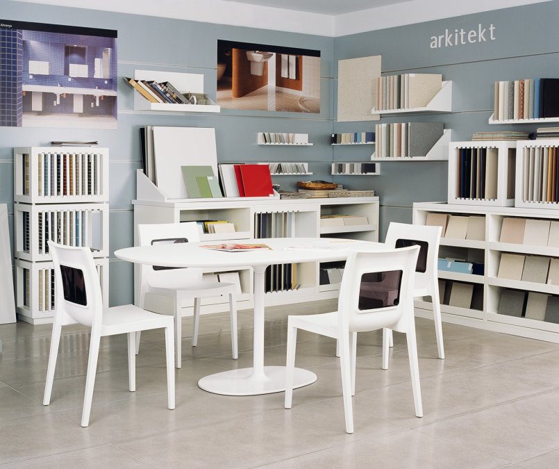 Стул пластиковый Siesta Contract Lucca-T белый