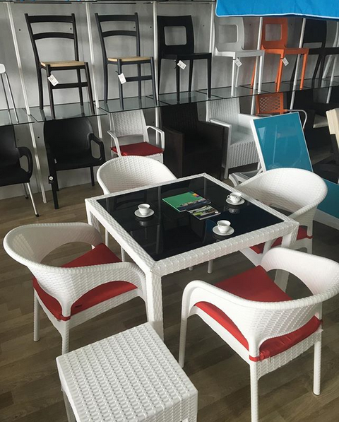 Кресло пластиковое плетеное Siesta Contract Panama белый