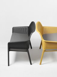Диван пластиковый Net Bench