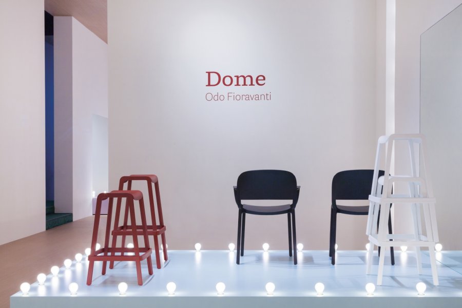 Табурет пластиковый барный PEDRALI Dome черный