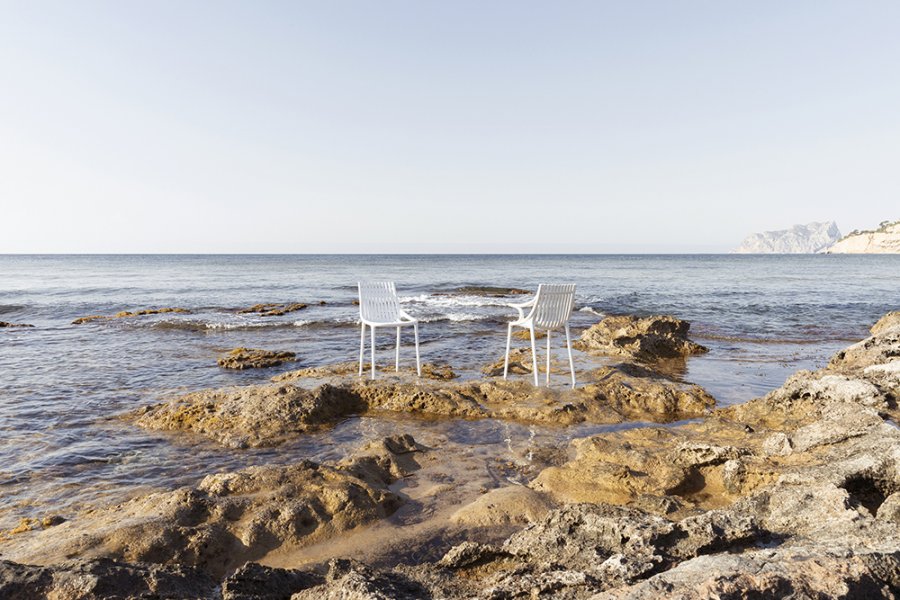 Стул пластиковый Vondom Ibiza Basic белый