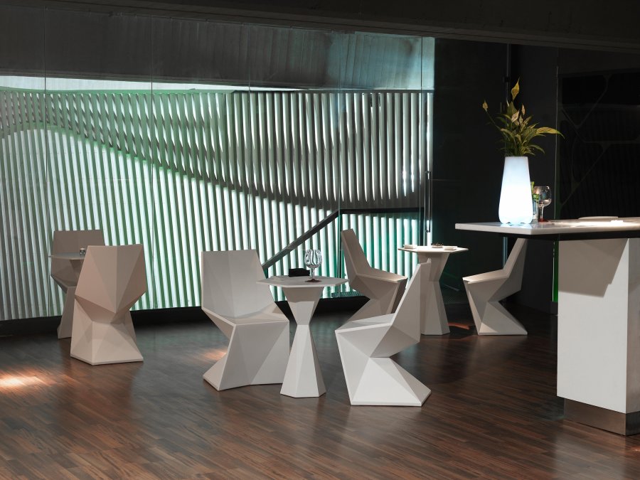 Стул пластиковый Vondom Vertex Basic