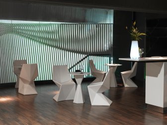 Стул пластиковый Vondom Vertex Basic