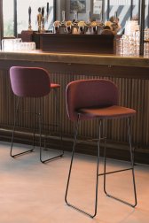 Стул полубарный с обивкой Chairs & More Chips SL-SG-65