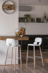 Стул барный пластиковый Chairs & More Nube W-SG-80