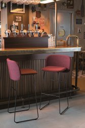 Стул полубарный с обивкой Chairs & More Chips SL-SG-65