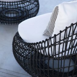 Кресло плетеное с подушками Vino