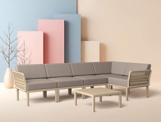 Столик пластиковый кофейный Portofino Lounge