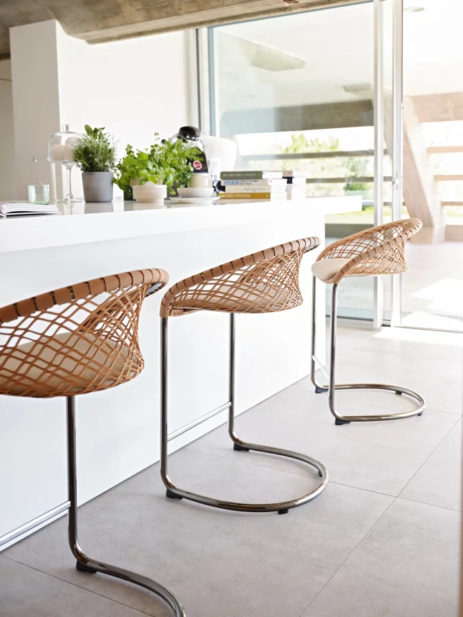 Стул барный плетеный MIDJ Stool P47 H75 M TS_CU