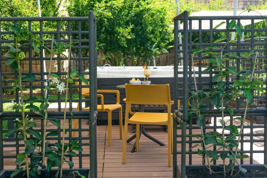 Стол пластиковый обеденный Spritz + Spritz Mini, антрацит, Ø605х400-765 мм