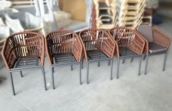 Кресло плетеное с подушками Tagliamento Favorita антрацит, темно-коричневый, темно-серый