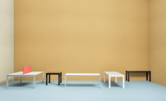 Стол со звукопоглощающей панелью Matrix Desk