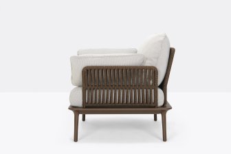 Кресло с подушками Reva Twist P