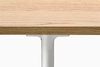 Стол шпонированный Toa Desk