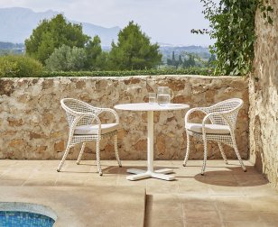 Кресло плетеное с подушкой POINT Havana слоновая кость