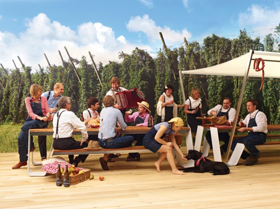 Стол деревянный со скамейками Hopper Picnic 300