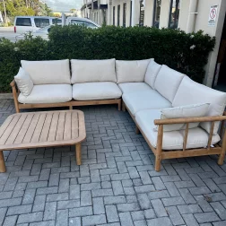 Комплект деревянной мебели Bungalow