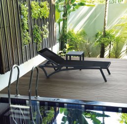 Столик пластиковый для лежака Ocean Side Table