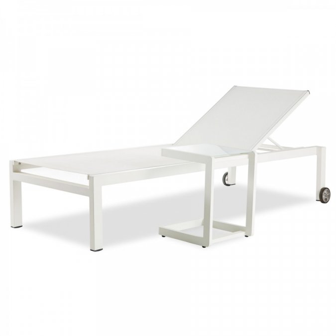 Столик металлический для лежака GT 927