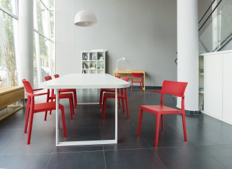 Кресло пластиковое Siesta Contract Plus красный
