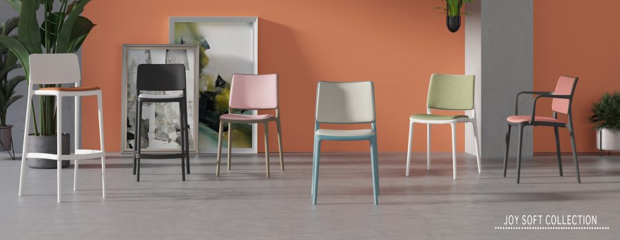 Стул пластиковый с обивкой Joy-S Soft Seat & Back