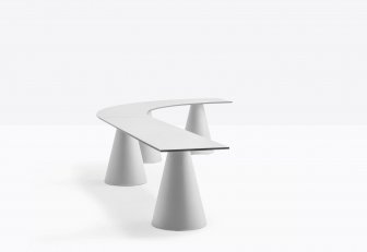 Скамейка полукруглая пластиковая Ikon Bench