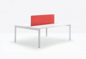 Стол со звукопоглощающей панелью Matrix Desk