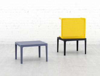 Столик пластиковый журнальный Sky Side Table