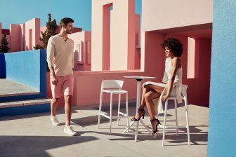 Стул пластиковый барный Vondom Africa Basic белый
