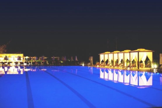 Hotel, Basen