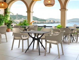 Стол пластиковый Air Table 80, черный, 800х800х740 мм